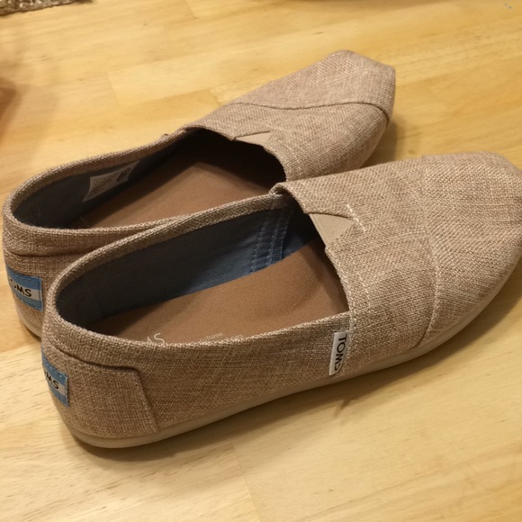 Toms Shoes - Brand new Toms light beige with sparkles